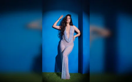 Rose Sardana Shoots in Nashik with Jesse Lever