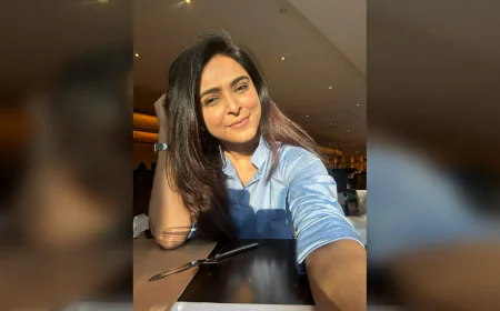 Madhurima Tuli Redefines Elegance in Effortless Kurti Look