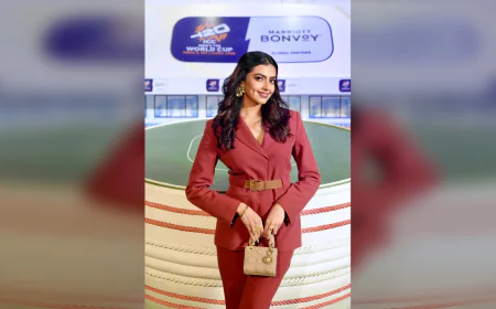 Kashika Kapoor Exudes Boss Energy in Sharp Power Pantsuit