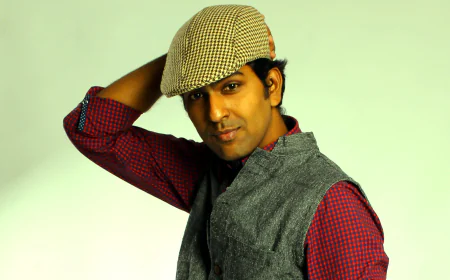 Sambhaji Sasane Wins Praise for Role in Rubaab