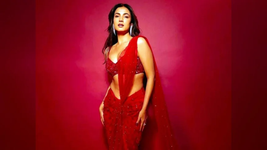 Sonal Chauhan Becomes Mumbai Indians’ Lucky Charm in Opening Win