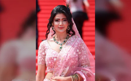 Soniya Bansal Stuns at Cannes 2026 with Radha Rani-Inspired Look
